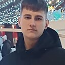 Максим, 18 лет