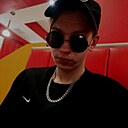 Денис, 24 года