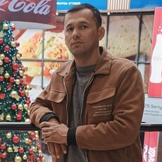 Фотография мужчины Шахзод, 28 лет из г. Сольвычегодск