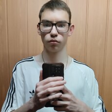 Фотография мужчины Никита, 18 лет из г. Донецк