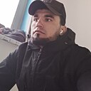 Хасанов, 23 года