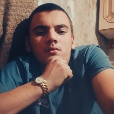 Фотография мужчины Дми, 18 лет из г. Тайшет