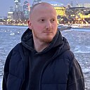 Максим, 24 года