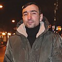 Узеїр, 34 года