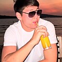 Дамир, 18 лет