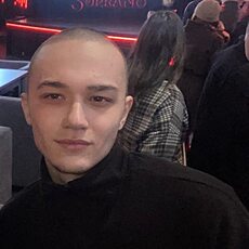 Фотография мужчины Игорь, 20 лет из г. Енакиево