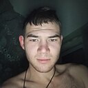 Максим, 22 года