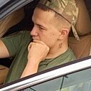 Максим, 23 года