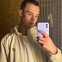 Денис, 22 года