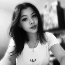 Фотография девушки Мадина, 21 год из г. Омск