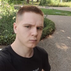 Фотография мужчины Илья, 20 лет из г. Королёв