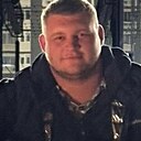 Максим, 24 года