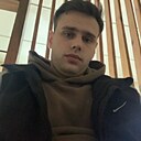 Денис, 24 года