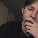 Саша, 22 года