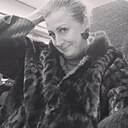 La Maestra, 44 года