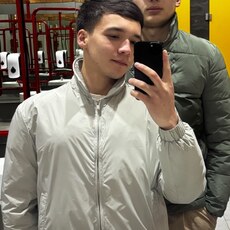 Фотография мужчины Shukrulloh, 19 лет из г. Ташкент
