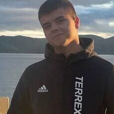 Фотография мужчины Андрей, 18 лет из г. Хабаровск