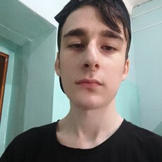 Фотография мужчины Артур, 18 лет из г. Уссурийск