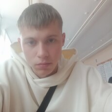 Фотография мужчины Виталик, 18 лет из г. Барановичи