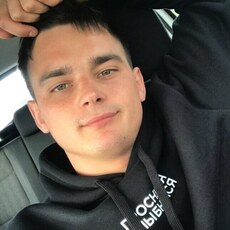 Фотография мужчины Андрей, 26 лет из г. Оренбург