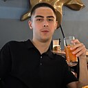 Роман, 20 лет