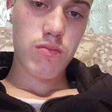 Фотография мужчины Саша, 20 лет из г. Бийск