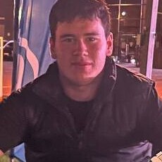 Фотография мужчины Александр, 18 лет из г. Омск