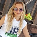 София, 33 года