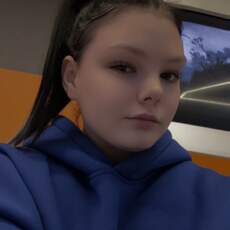 Фотография девушки Дарья, 18 лет из г. Энгельс