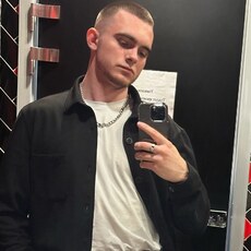 Фотография мужчины Никита, 19 лет из г. Тюмень