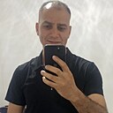 Джозеф, 44 года