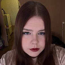 Фотография девушки Марьяна, 19 лет из г. Омск