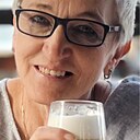 Victoria, 60 лет
