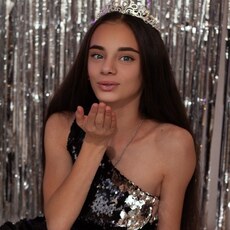 Фотография девушки Люда, 18 лет из г. Днепр