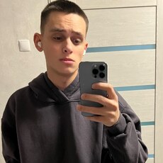 Фотография мужчины Денис, 19 лет из г. Новосибирск