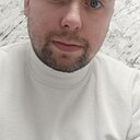 Роман, 32 года