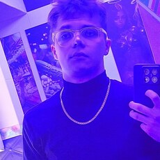 Фотография мужчины Макс, 21 год из г. Москва