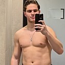 Антон, 22 года