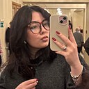 Вика, 23 года