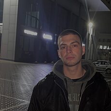 Фотография мужчины Коля, 20 лет из г. Владимир