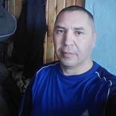 Фотография мужчины Данис, 43 года из г. Нязепетровск