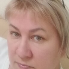 Фотография девушки Алёна, 45 лет из г. Санкт-Петербург