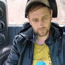 Фотография мужчины Ivan, 34 года из г. Дальнегорск