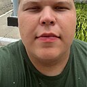 Данил, 23 года