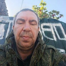 Фотография мужчины Валера, 46 лет из г. Саратов