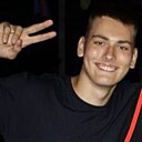 Вячеслав, 18 лет