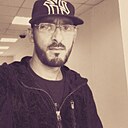 Макс, 44 года