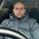 Роман, 33 года