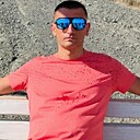 Макс, 33 года