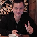 Илья, 33 года